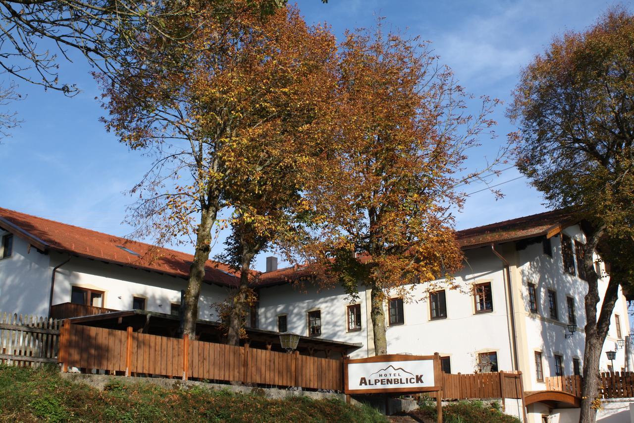 Hotel Alpenblick Riedering Extérieur photo