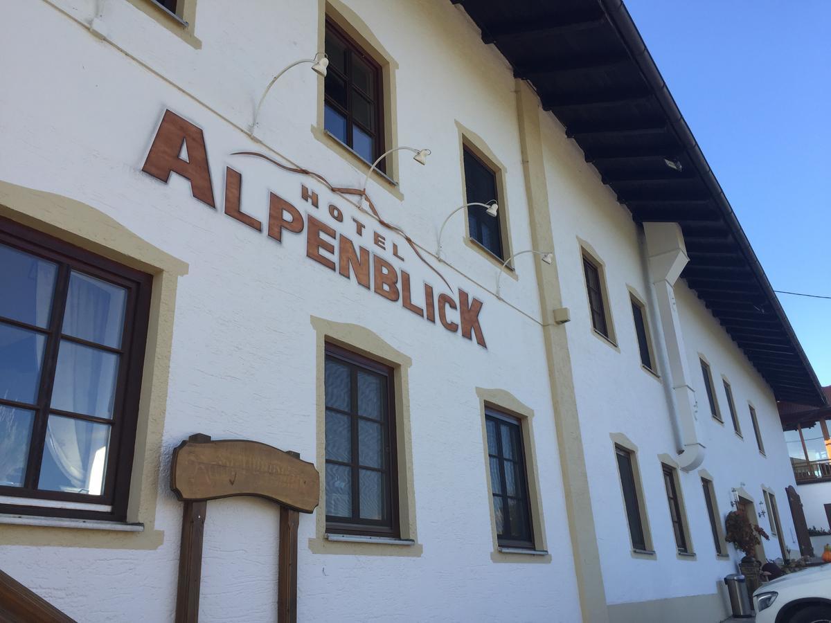 Hotel Alpenblick Riedering Extérieur photo